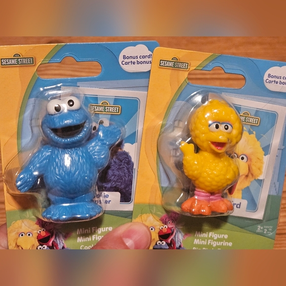 Sesame Street Mini Figures Big Bird Elmo Oscar Cookie Monster Cake Topper - Picture 6 of 7